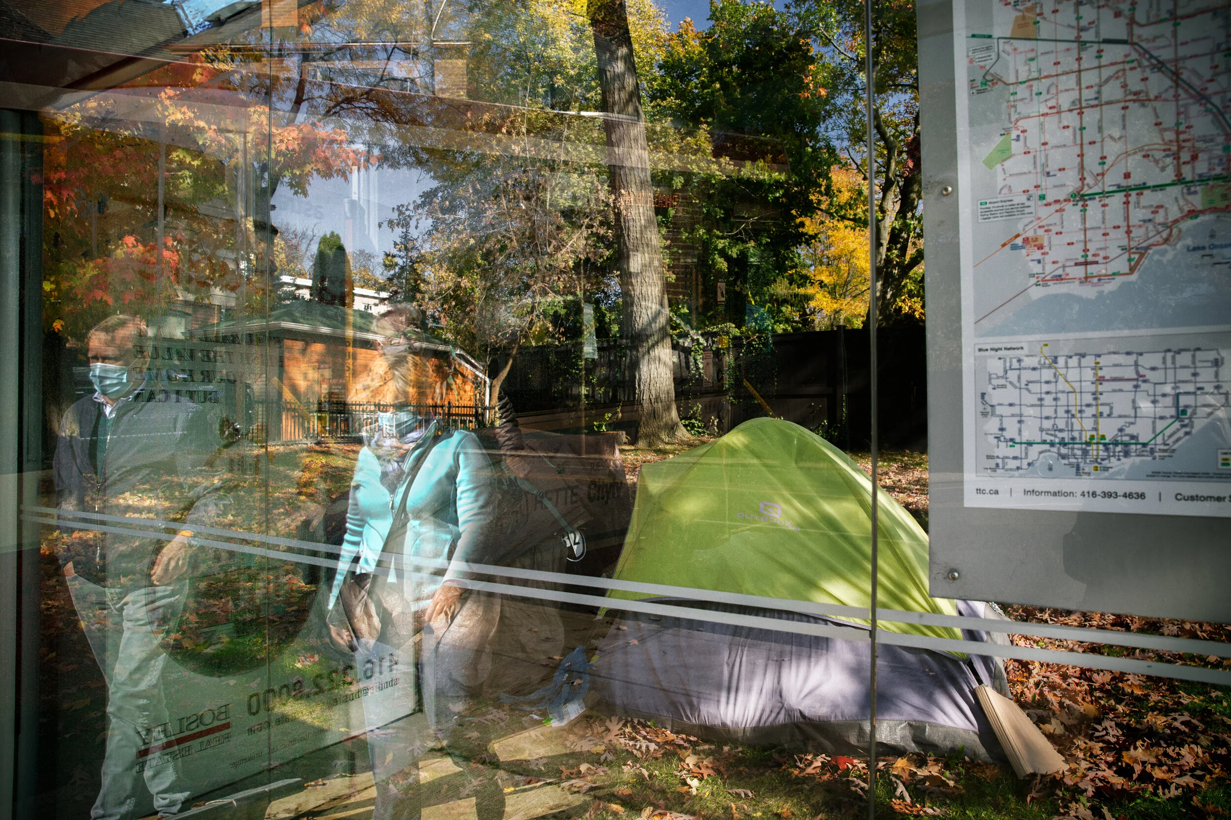 COVID-19 has further revealed Toronto’s housing crisis. During the pandemic, encampments created by those impacted by homelessness have appeared throughout Toronto’s public parks. In fear of contracting the coronavirus, residents of encampments argue